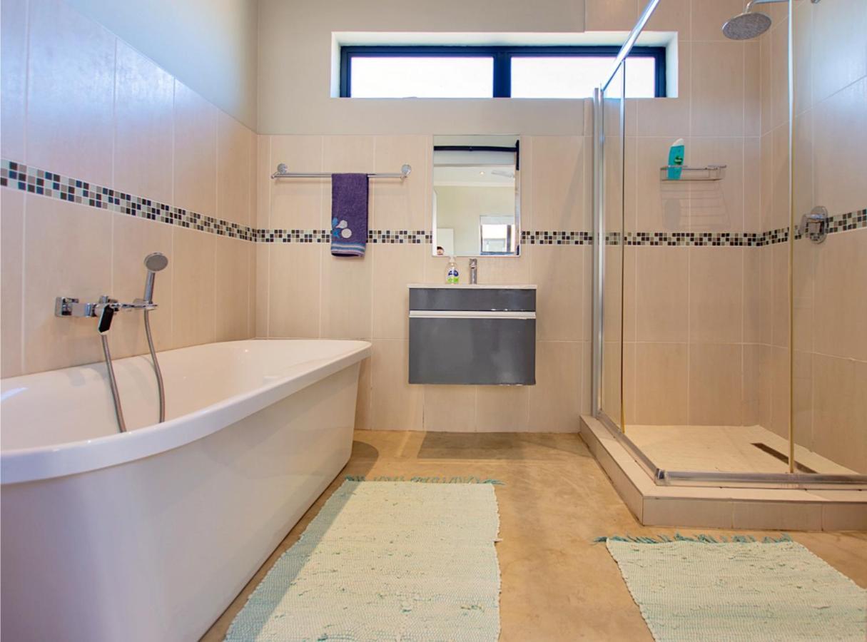 Beach Breakaway Apartment Langebaan Eksteriør billede